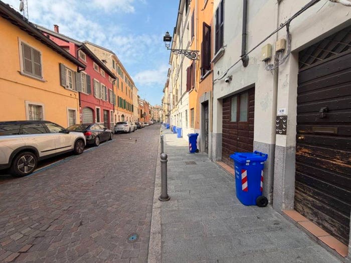 Appartamento bilocale in vendita in Borgo Guazzo, Centro Storico, Parma
