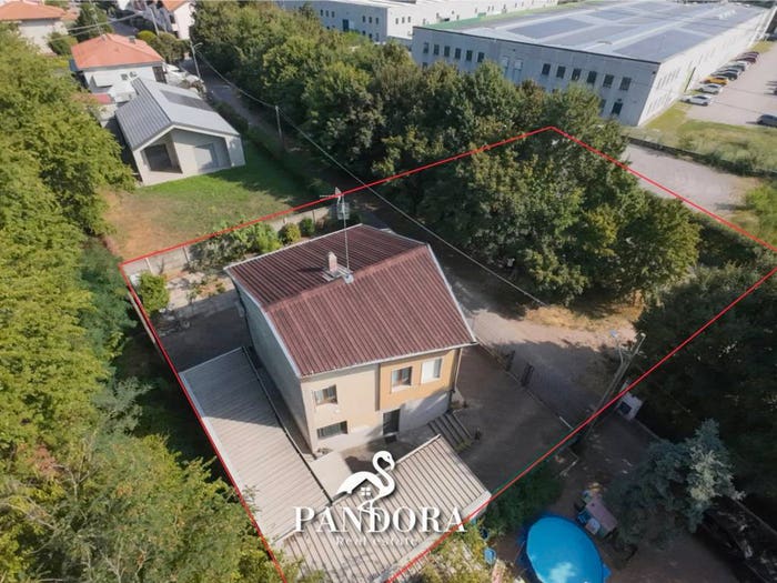 Casa quadrilocale in vendita in Via Padova, Arnate, Gallarate