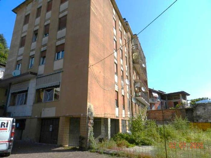 Appartamento trilocale in vendita in Largo G Garibaldi, Fiorano al Serio