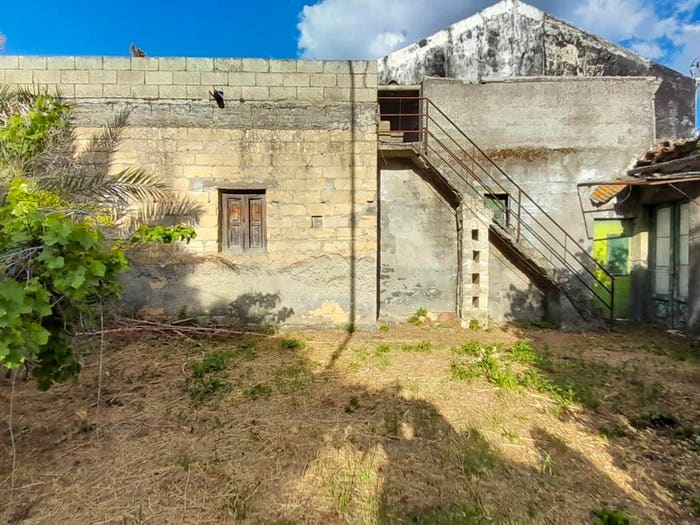 Casa trilocale in vendita in Via del Bosco, Centro, Belpasso