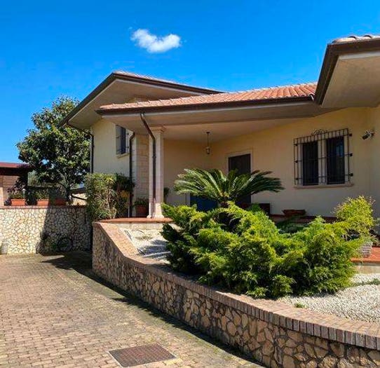 Casa con 6 locali in vendita in Cozzo Carbonaro, Lattarico