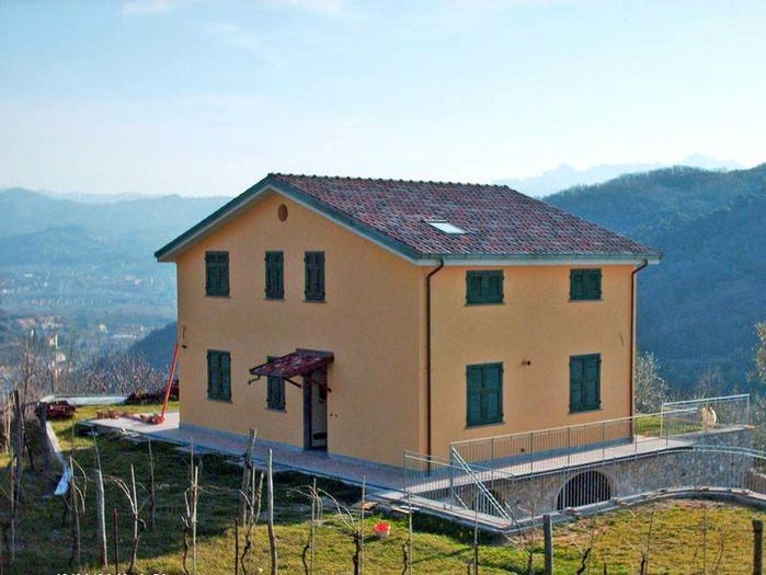 Casa con 6 locali in vendita in Guercio, Arcola