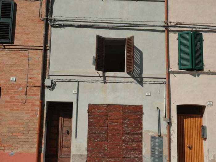 Casa con 6 locali in vendita in Via Settembre, Montecarotto