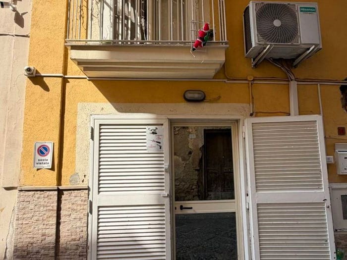 Appartamento trilocale in vendita in Via Monserrato, Aversa
