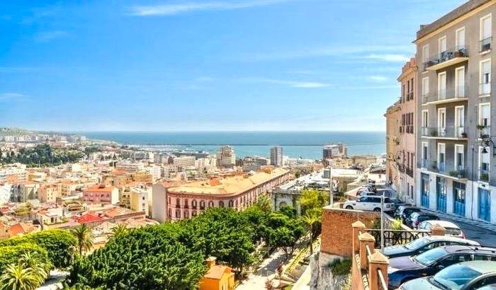 Appartamento con 6 locali in vendita in Piazza Yenne, Castello, Cagliari