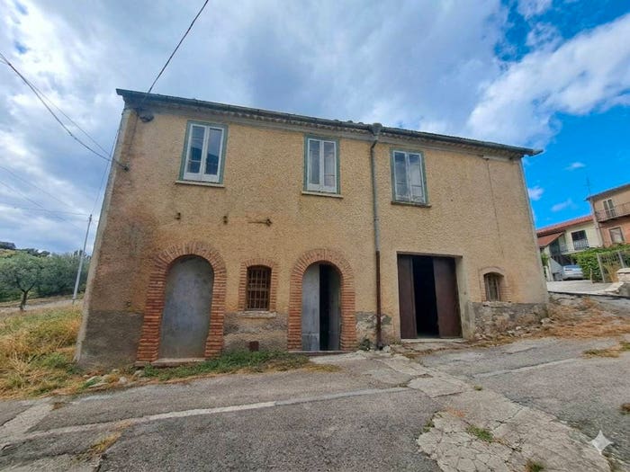 Casa quadrilocale in vendita in Via Aia Cupariello, Incoronata, Macchiagodena