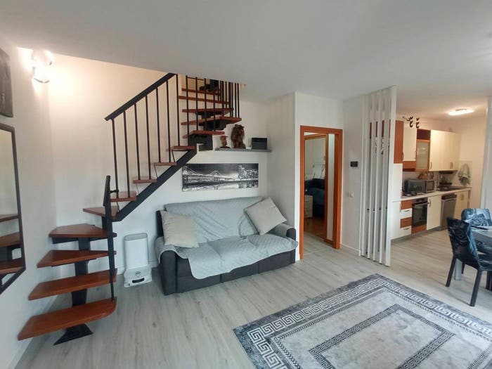 Appartamento trilocale in vendita in Piazza Maria e Angela Fresu, Martignana, Montespertoli