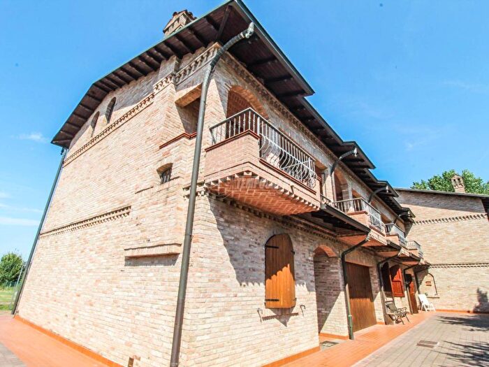 Appartamento quadrilocale in vendita in Via Chiesa Staggia, Staggia, San Prospero