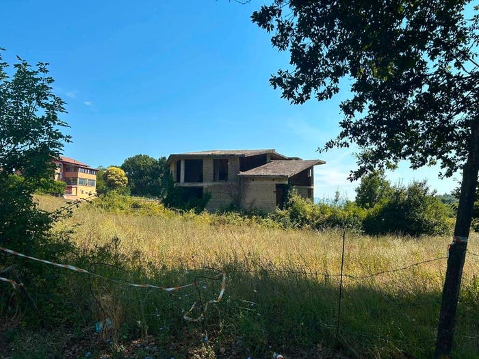 Casa con 6 locali in vendita in Via Maiotini, Artena