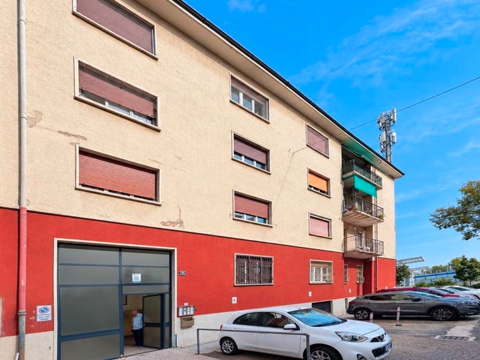 Appartamento trilocale in vendita in Via Cardinale Giuseppe Mezzofanti, Argonne Corsica, Milano