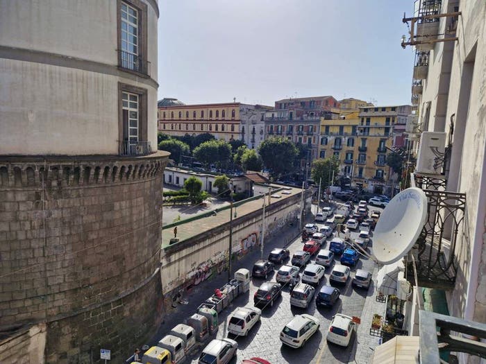 Appartamento con 5 locali in vendita in Via Cesare Rosaroll, Tribunali, Napoli