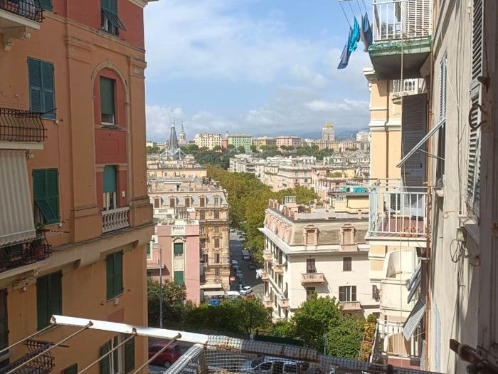Appartamento quadrilocale in vendita in Via Nizza, Albaro, Genova