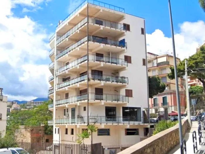 Appartamento con 5 locali in vendita in Viale Principe Umberto, Principe Umberto, Messina