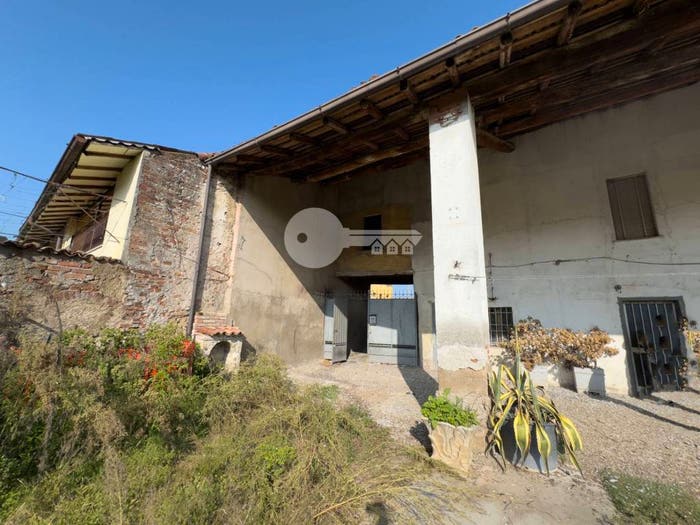 Casa con 6 locali in vendita in Via Montegrappa, Centro, Ghedi