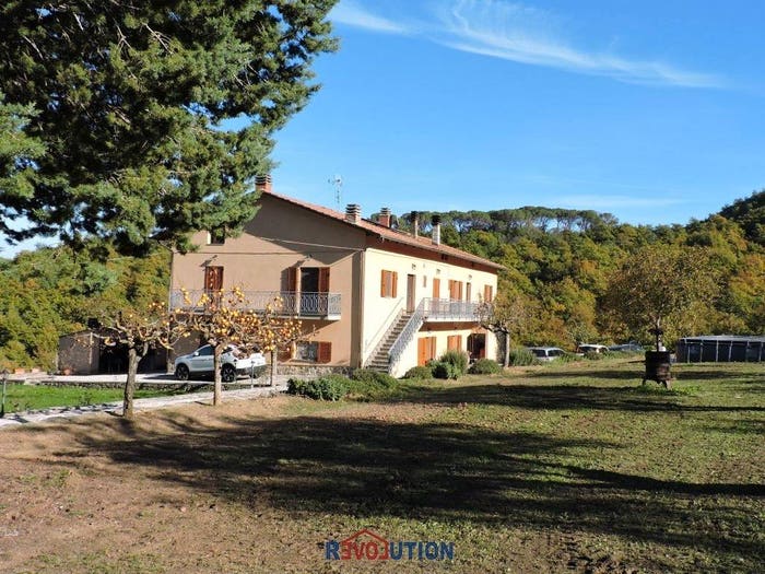 Casa con 6 locali in vendita in Vocabolo santa maria delle corti, Lisciano Niccone