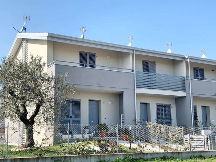 Casa con 6 locali in vendita in Ospedale Case Finali, Cesena