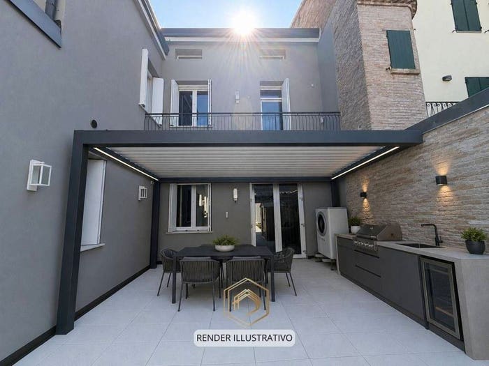 Casa con 6 locali in vendita in Via Ludovico Ariosto, Centro Storico, Ferrara