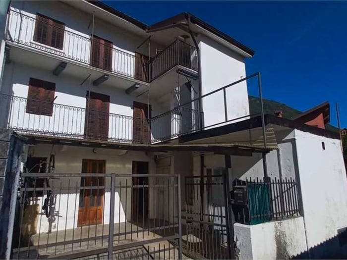 Casa con 5 locali in vendita in via prato migliaro, Centro, Gravellona Toce