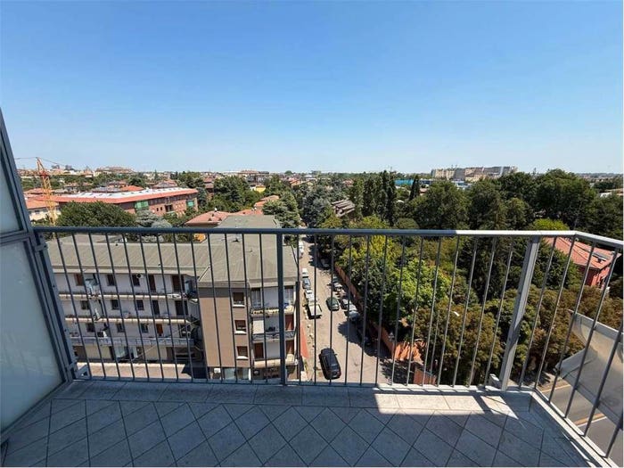 Appartamento con 6 locali in vendita in Sant'Agnese Università, Modena