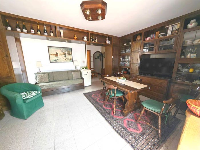 Appartamento quadrilocale in vendita in Via del Ceraso, Centro, Ovindoli