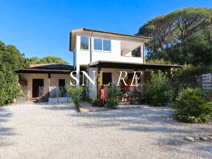Casa con 6 locali in vendita in Via dell'Acquedotto, Campo nell'Elba
