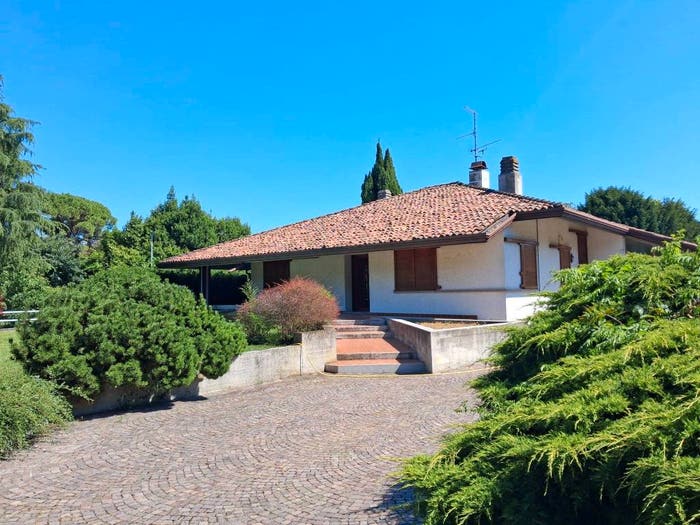 Casa trilocale in vendita in Viale Guglielmo Marconi, Centro, Torviscosa
