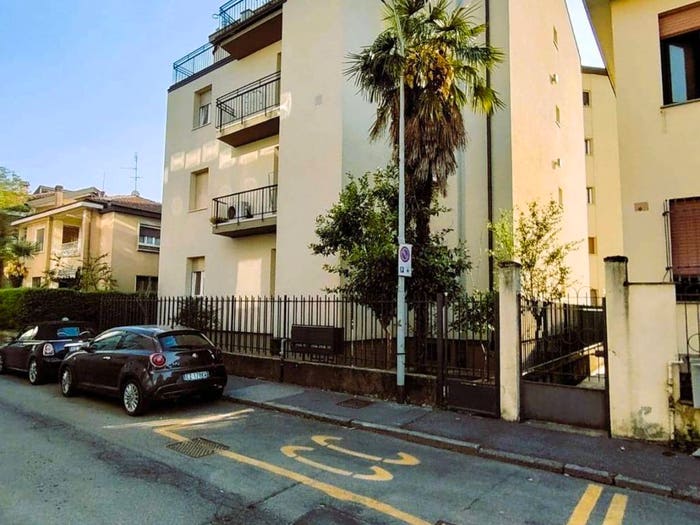 Appartamento trilocale in vendita in via Gabriele D'Annunzio, Centro, Pero