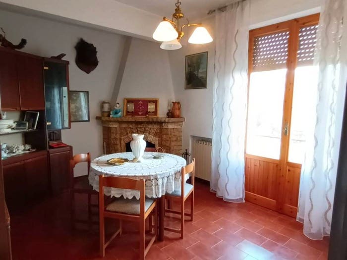 Casa con 5 locali in vendita in Via della Valle, Centro, Chianciano Terme