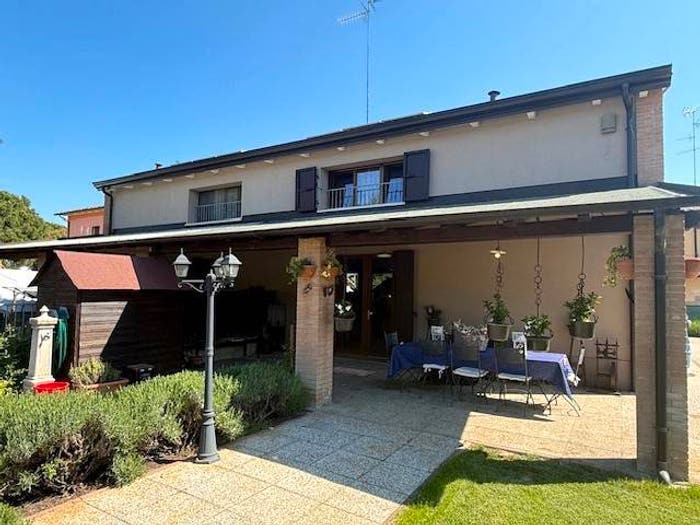 Casa quadrilocale in vendita in Camposanto