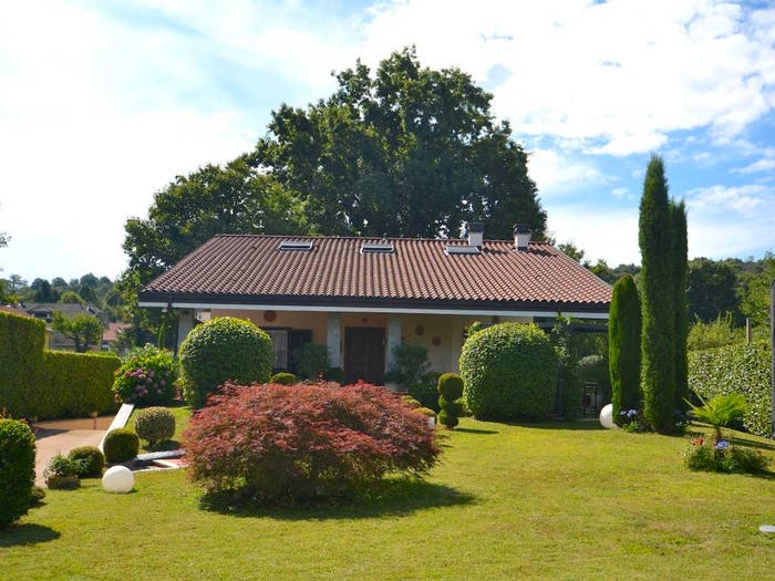 Casa con 6 locali in vendita in Rosta
