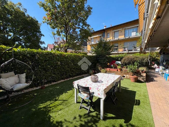Appartamento trilocale in vendita in Via Guglielmo Oberdan, Parco Castello, Legnano