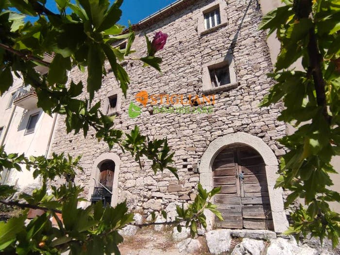 Casa trilocale in vendita in Via Trento, Centro, Cercemaggiore
