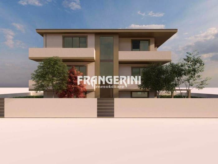 Casa con 6 locali in vendita in Viale di Antignano, Antignano Banditella, Livorno