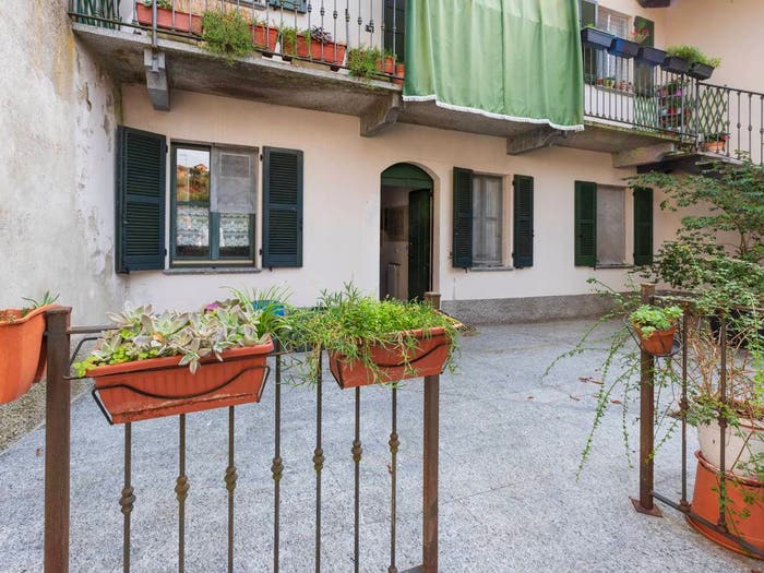 Appartamento trilocale in vendita in Piazzetta Angelo Riva, Gornate Superiore, Castiglione Olona