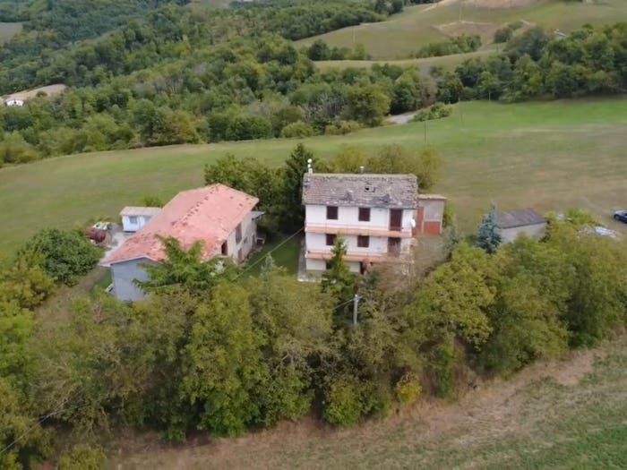 Casa con 6 locali in vendita in Via Montalto Vecchio, Montese