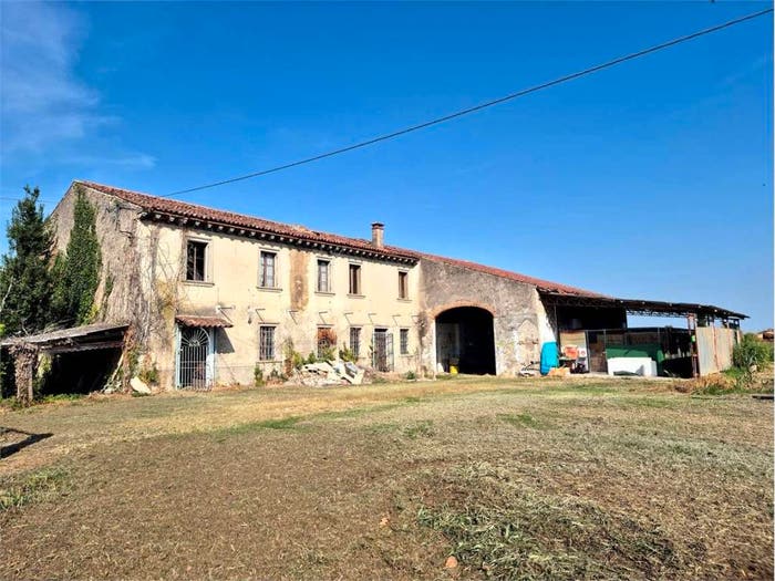 Casa con 6 locali in vendita in Località Colombare, Zon Industriale Pradelle, Nogarole Rocca