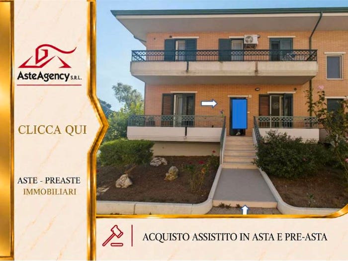 Appartamento con 6 locali in vendita in Via Luisa Sanfelice, Serracapriola