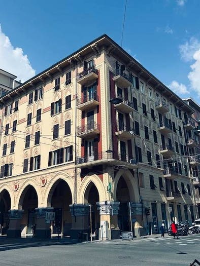 Appartamento con 6 locali in vendita in Via Vittorio Veneto, Ospedale, La Spezia