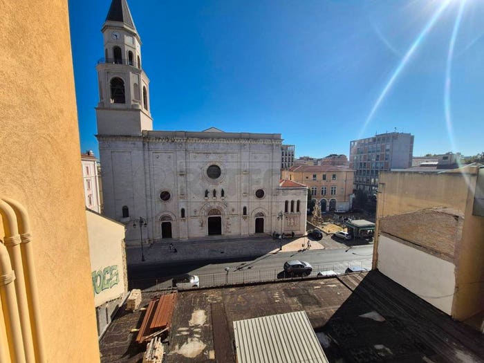 Appartamento quadrilocale in vendita in Via dei Bastioni, Porta Nuova, Pescara