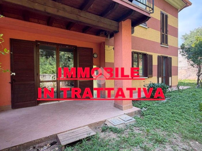 Appartamento trilocale in vendita in Via Martiri delle Foibe, Calcinato