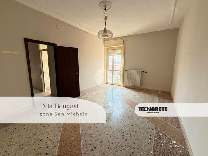 Appartamento trilocale in vendita in Via Bengasi, Quartieri Settecenteschi, Foggia