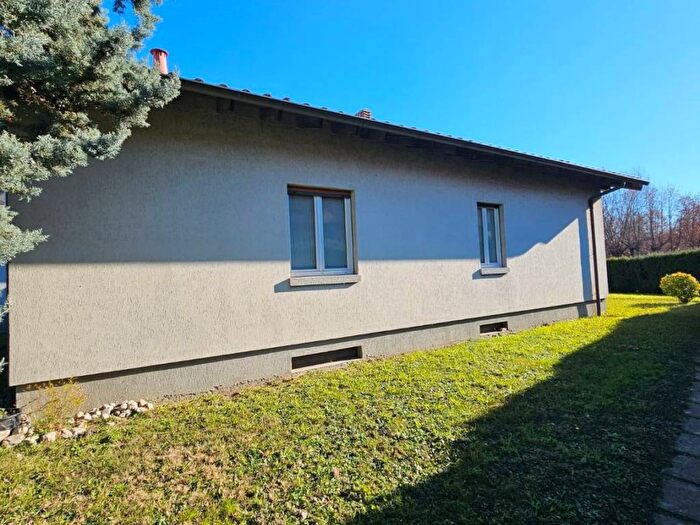 Casa trilocale in vendita in Via Statale, Garlate