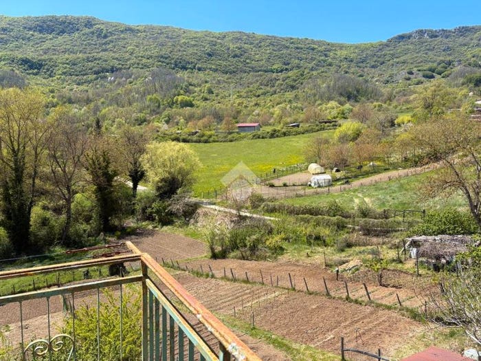 Appartamento quadrilocale in vendita in Via ortiglio, San Giovanni, Sante Marie