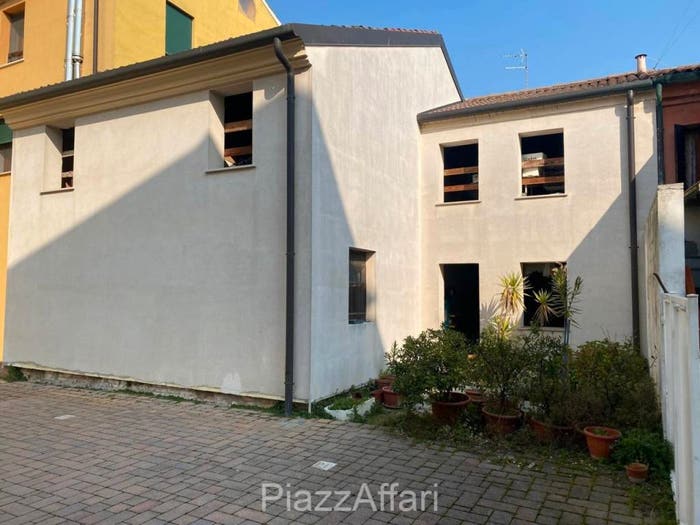 Casa trilocale in vendita in Via Castello, Piove di Sacco