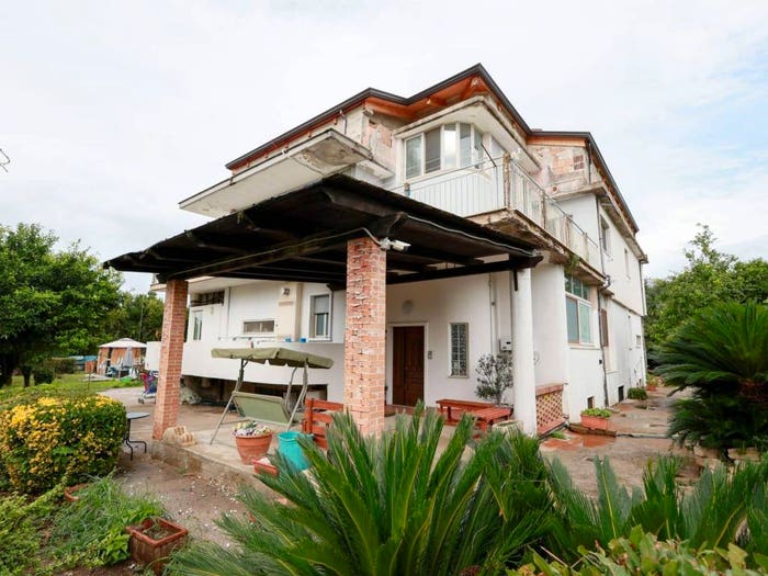 Casa con 6 locali in vendita in Via Giovanni Cabotto, Pontecagnano Faiano