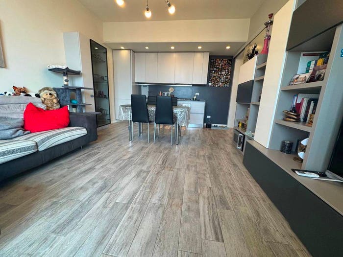 Appartamento trilocale in vendita in Via Messina, Paolo Sarpi, Milano