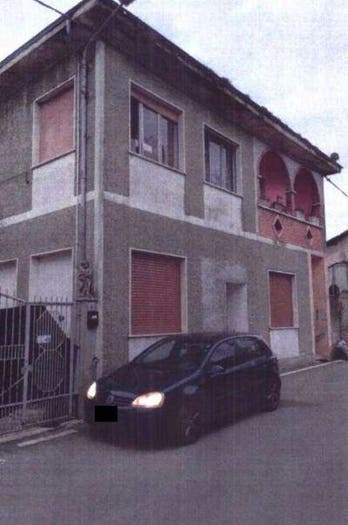 Appartamento quadrilocale in vendita in Via Cascine, Centro, Torlino Vimercati