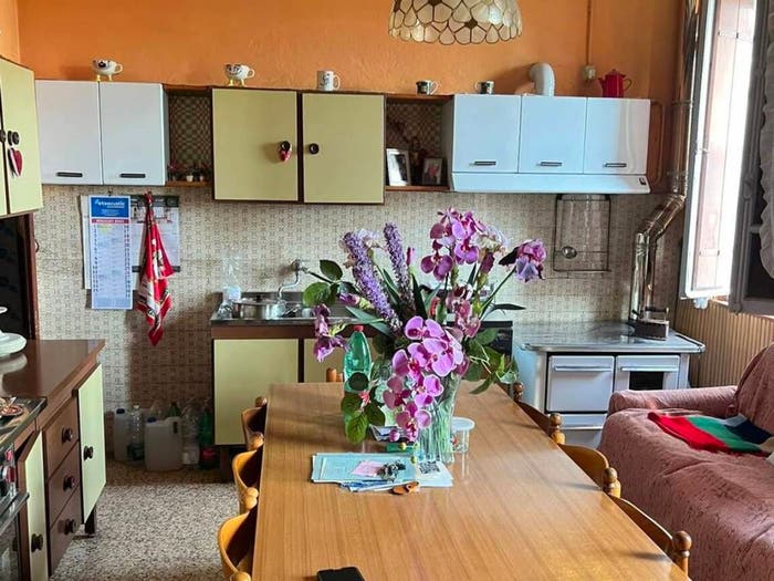 Casa con 6 locali in vendita in Statale No Number, Pegognaga