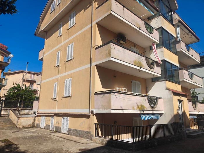 Appartamento trilocale in vendita in Via San Paolo, Marina, Ascea