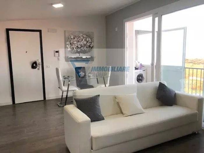 Appartamento trilocale in vendita in Viale Edoardo Garrone, Città Giardino, Melilli